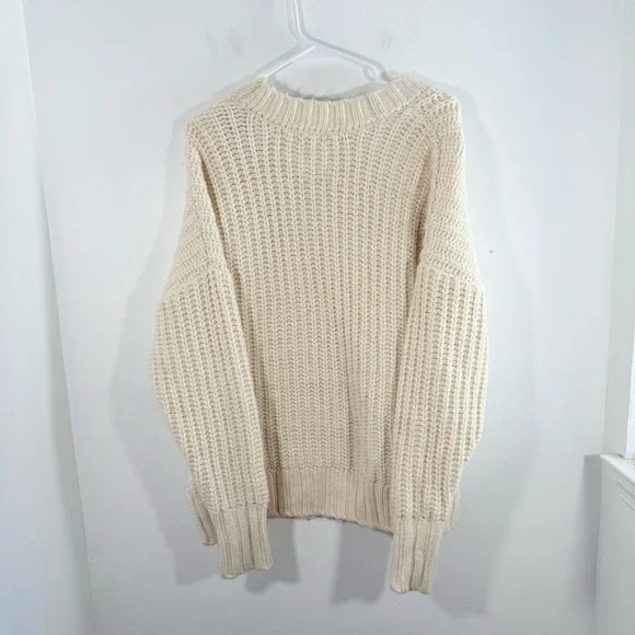NWT Aerie American Eagle Cream Chunky Knit Oversized Sweater Small New - Picture 8 of 10